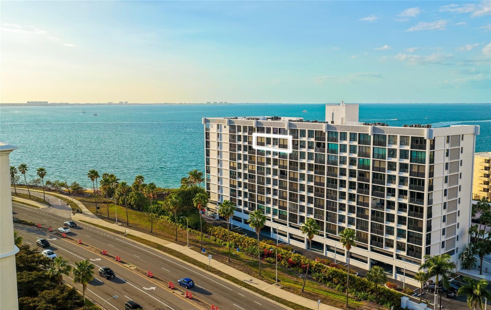 11 SUNSET DRIVE #804