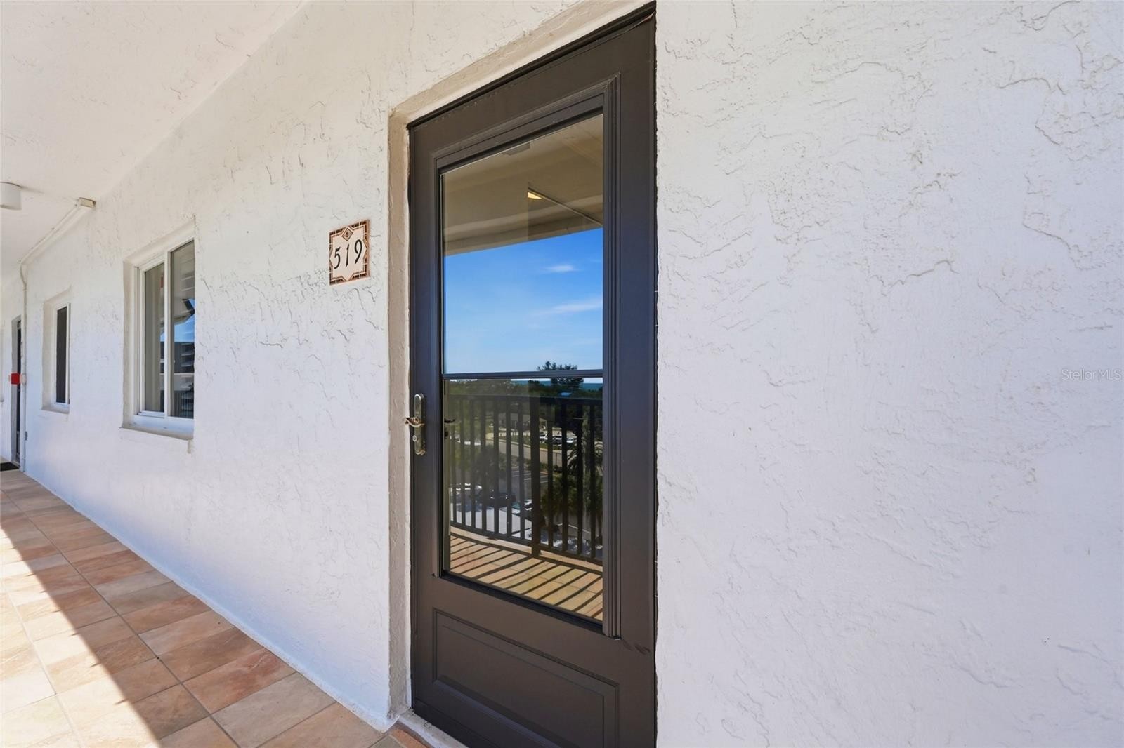 8977 MIDNIGHT PASS RD #519