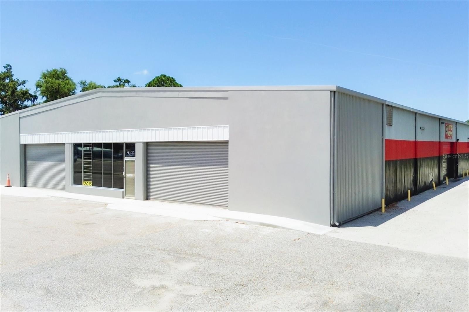 2015 N WASHINGTON BLVD