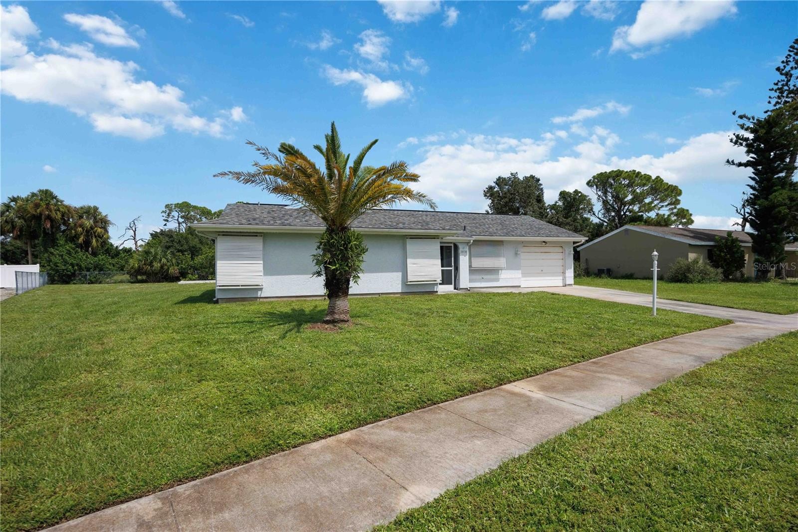 5858 KENWOOD DR