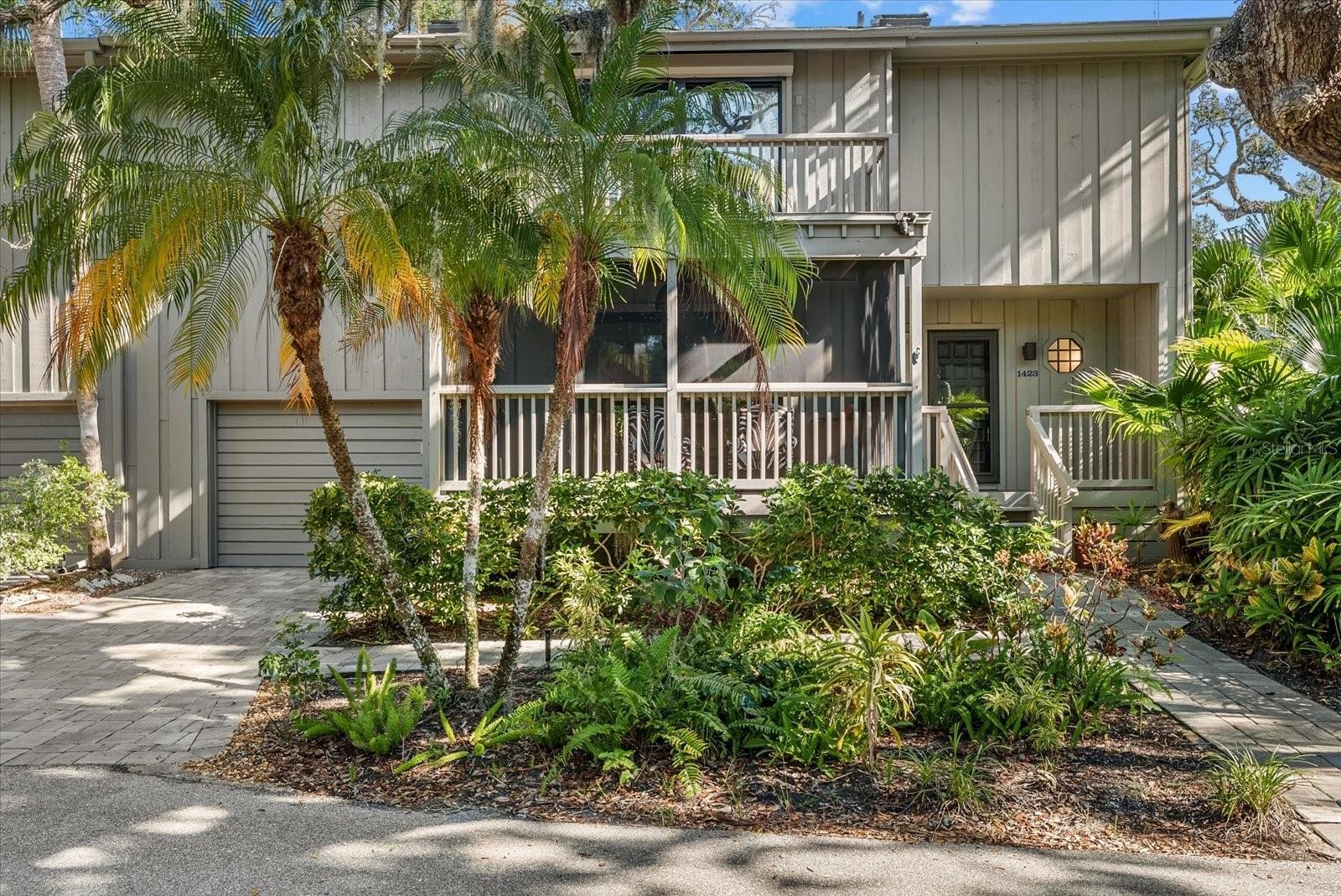 1423 LANDINGS PL #59