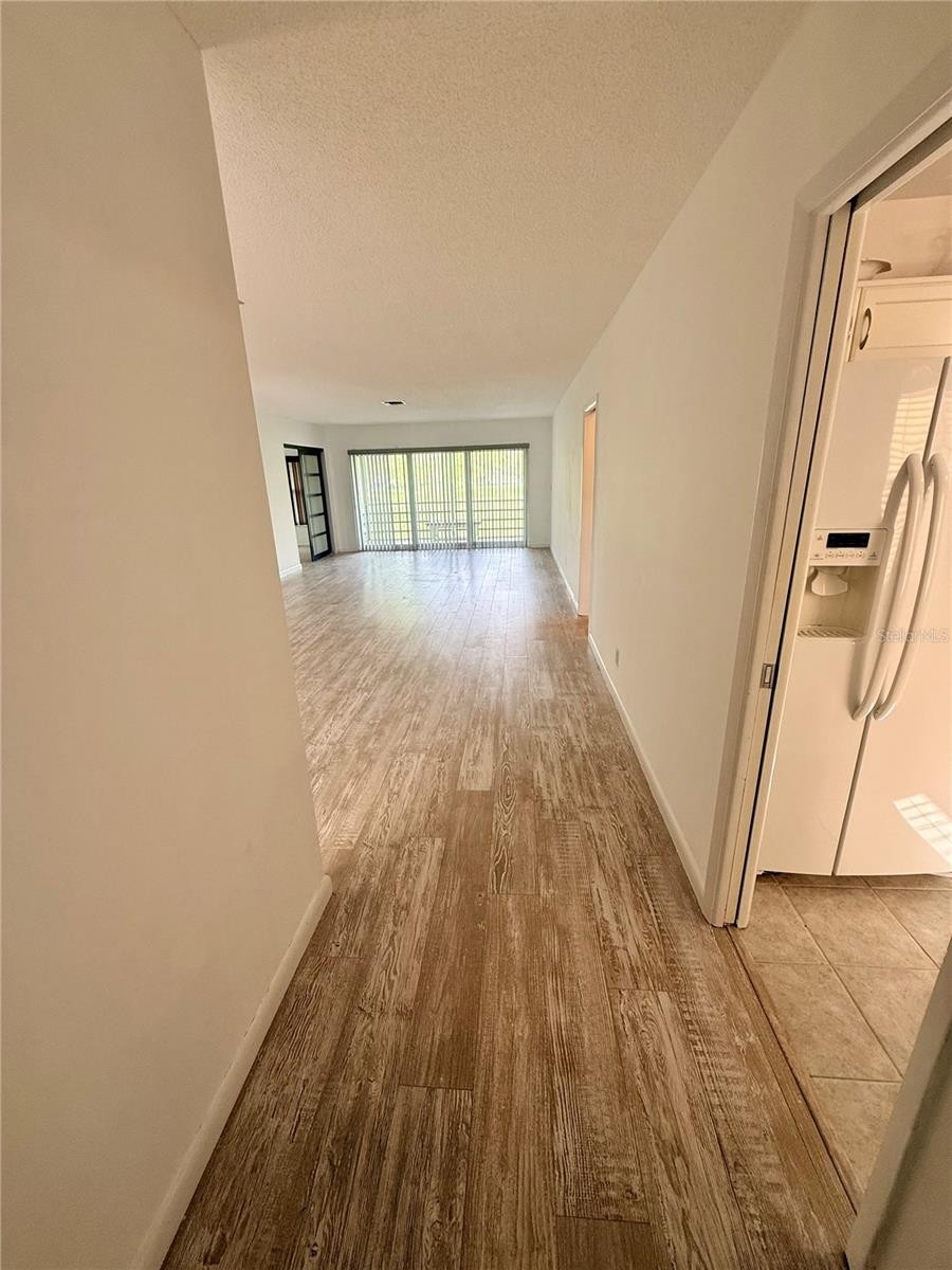 7880 PALM AIRE LN #203