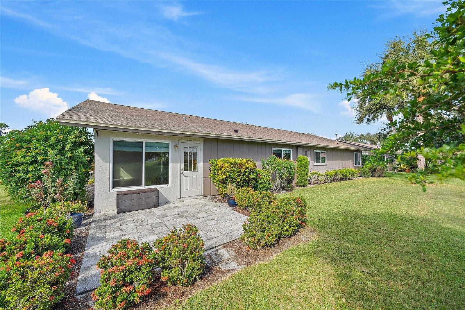 1349 GRAND BLVD #1006