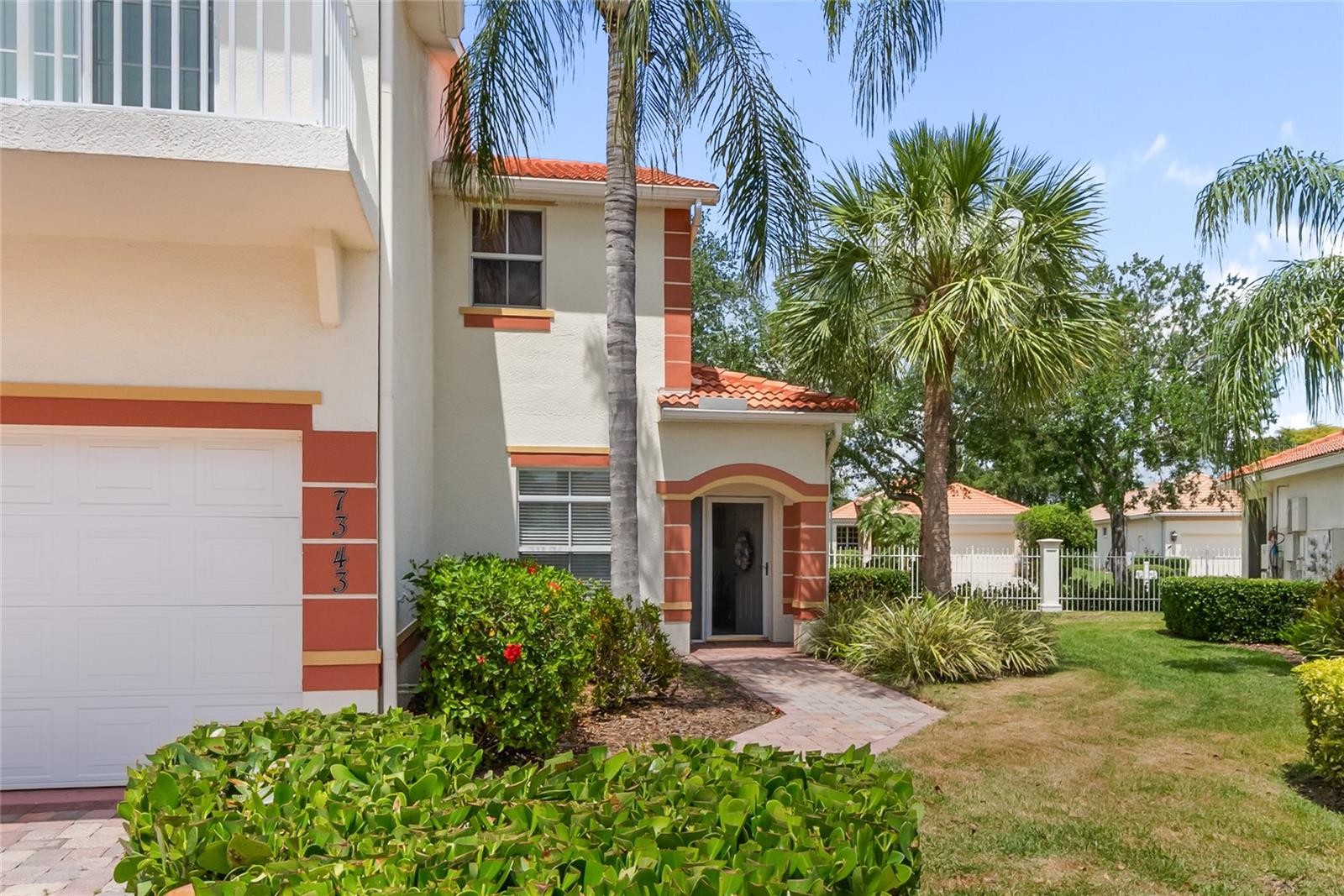 7343 FOUNTAIN PALM CIR #na