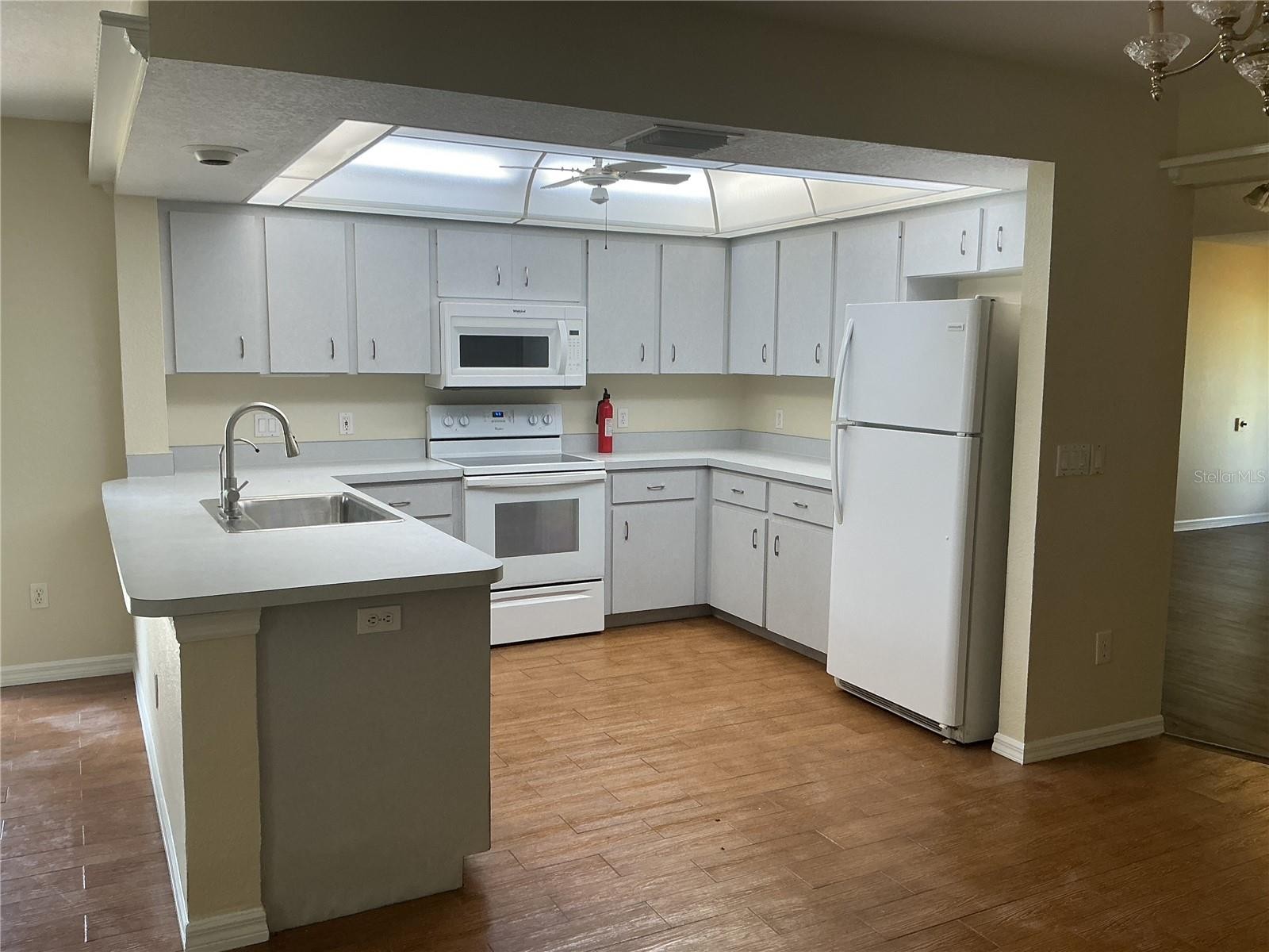 3381 ESCOBAR LN