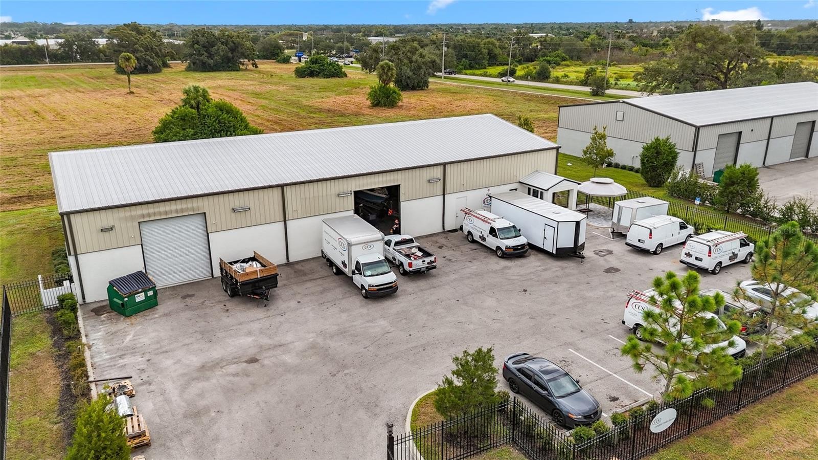 6860 28TH STREET CIR E