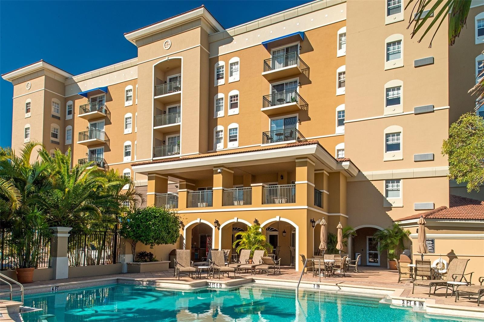 1064 N TAMIAMI TRL #1433