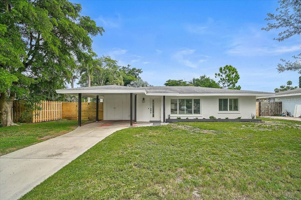 2347 TANGERINE DR