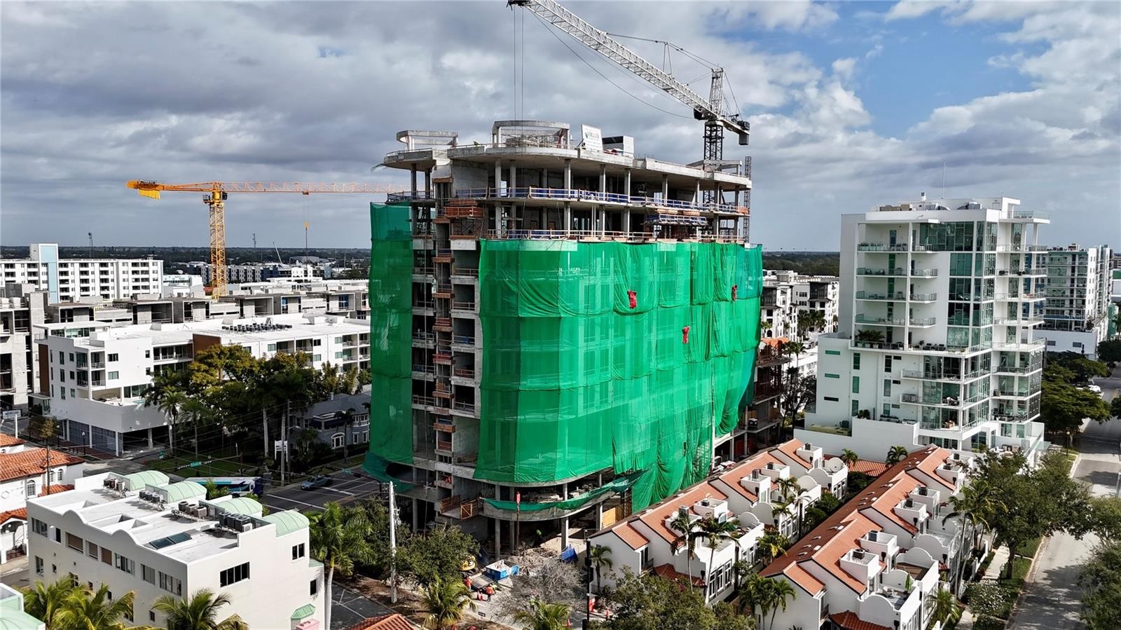 290 COCOANUT AVE #601