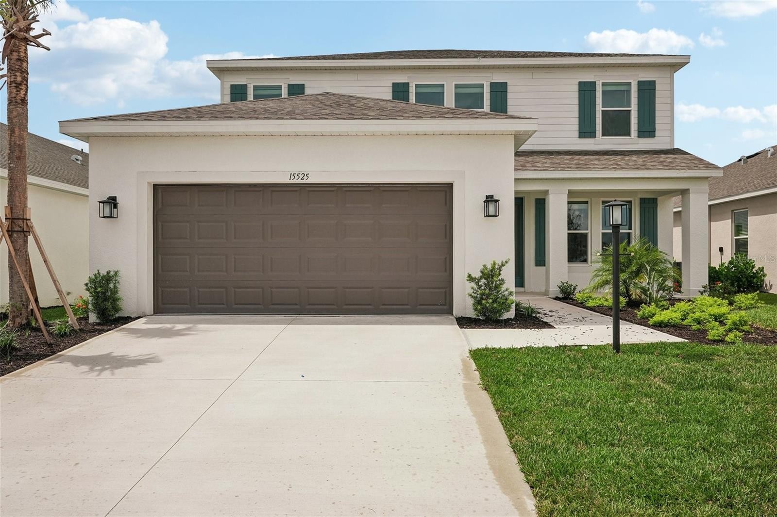 15525 FOXTAIL LN