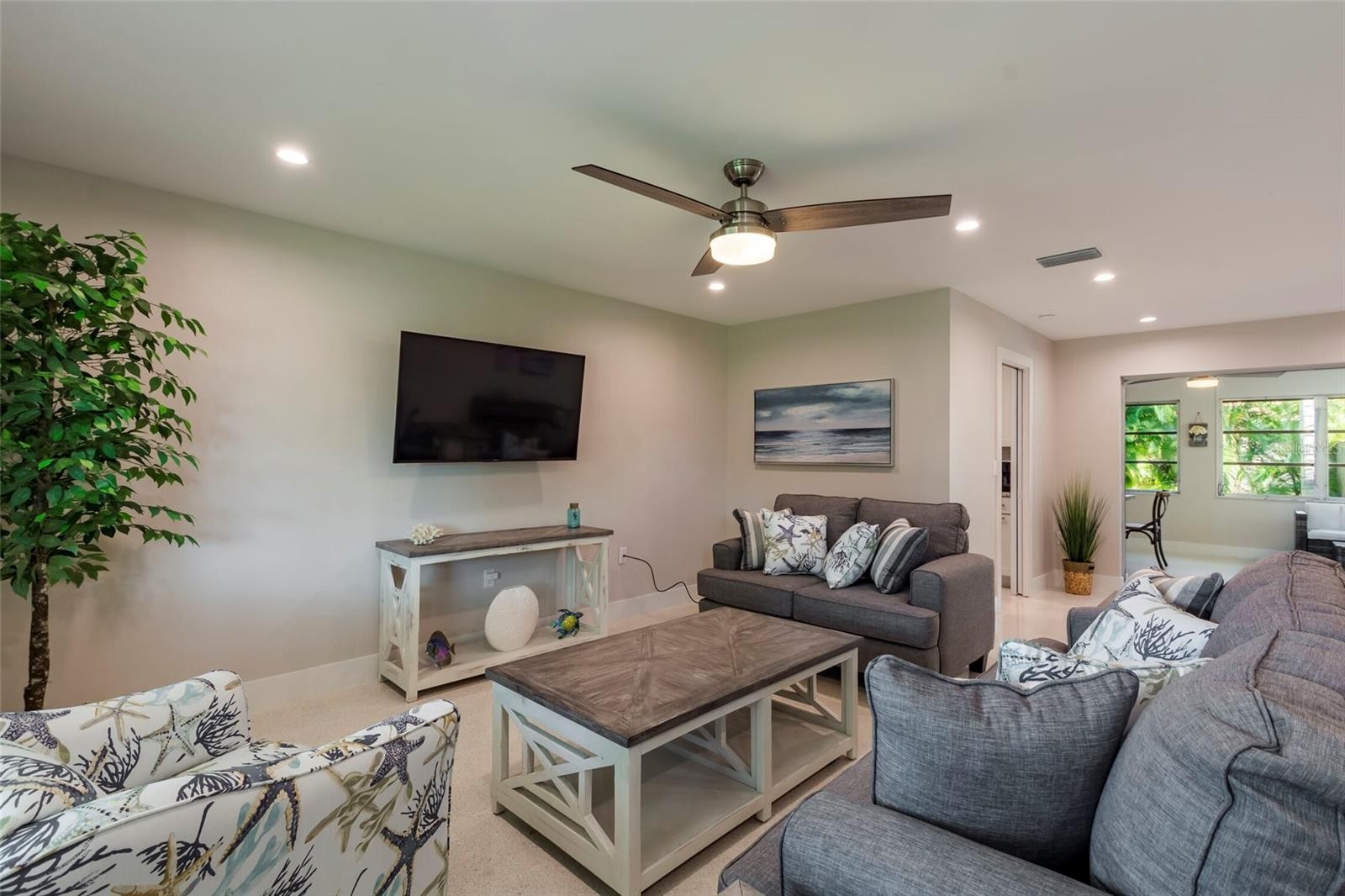 3005 CHASE CIR