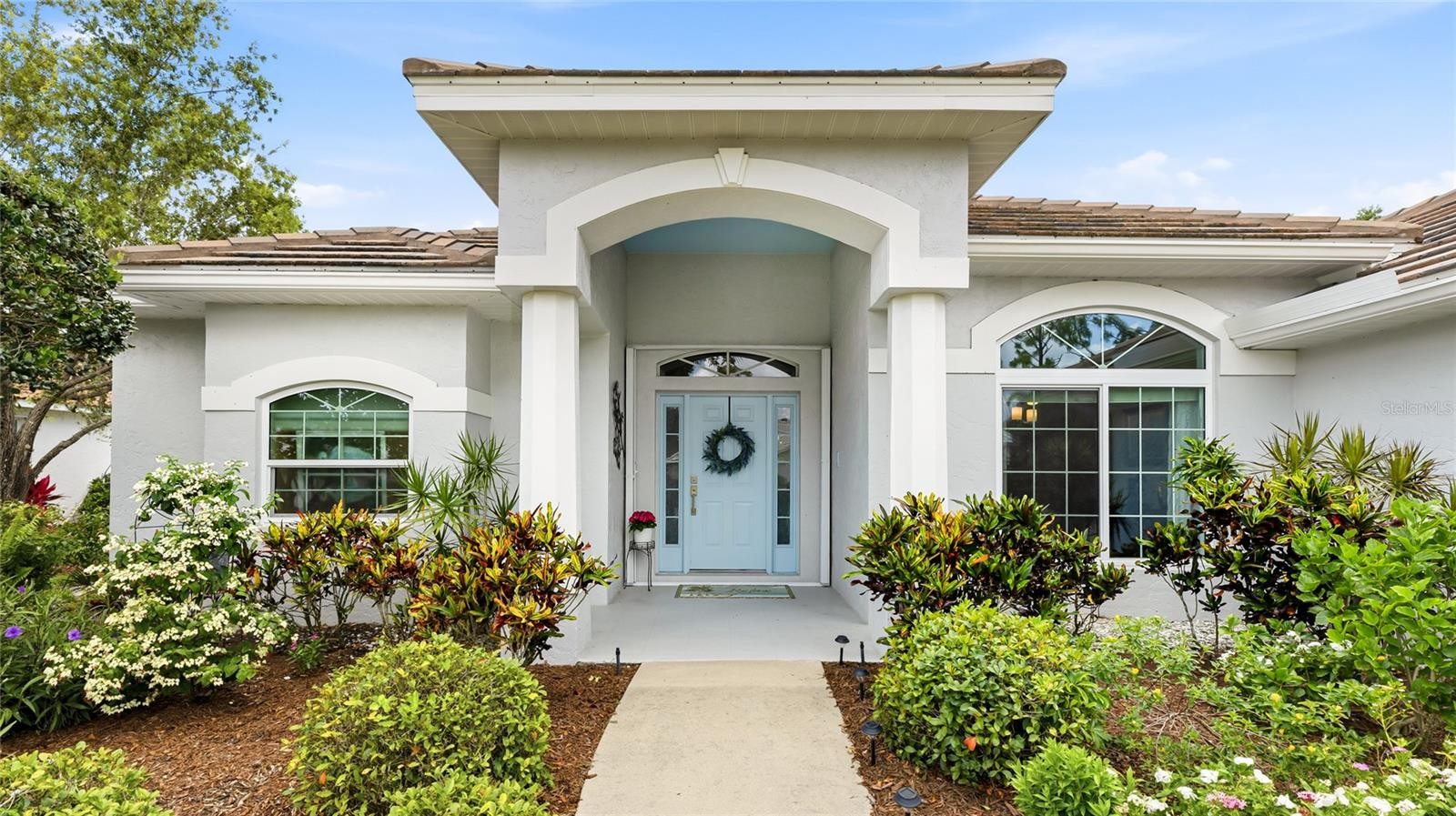 2102 CALUSA LAKES BLVD