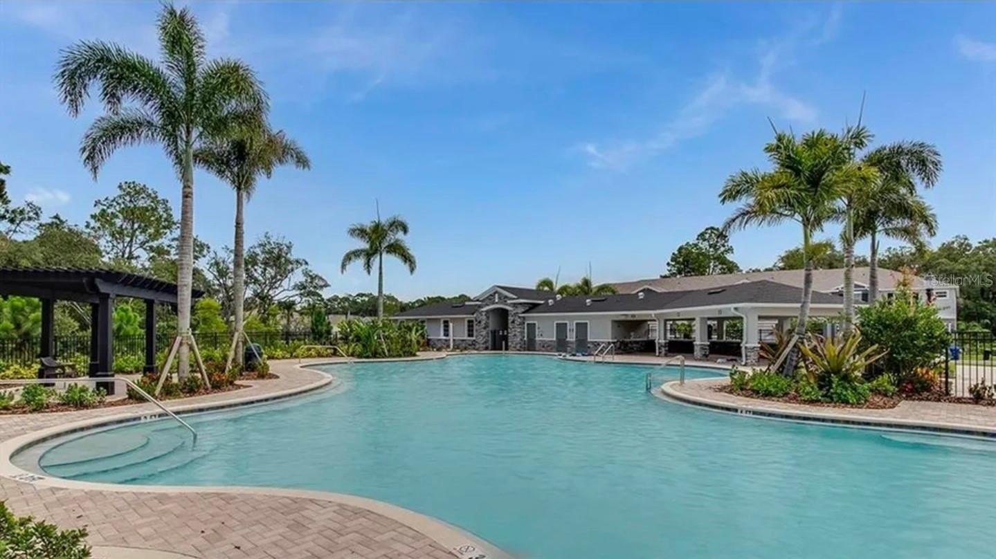 2207 MIDNIGHT PEARL DR