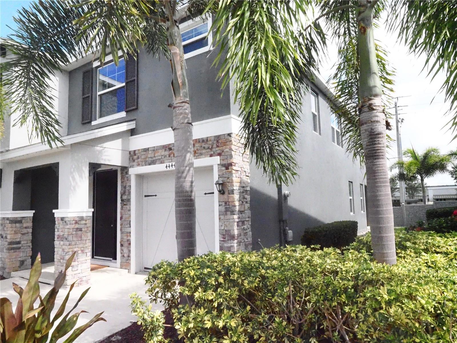 4444 AQUA MIRAGE ST