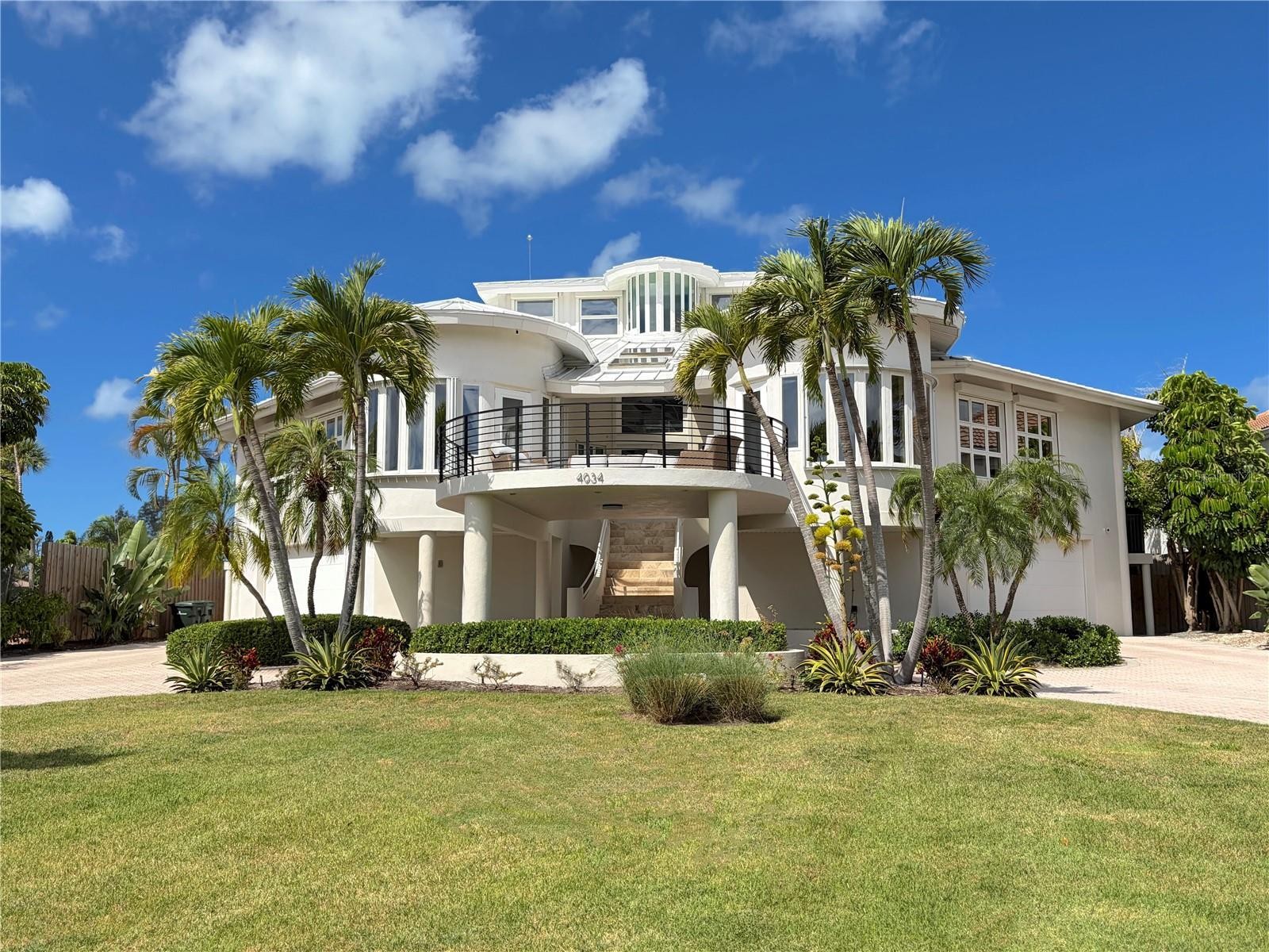 4034 ROBERTS POINT RD