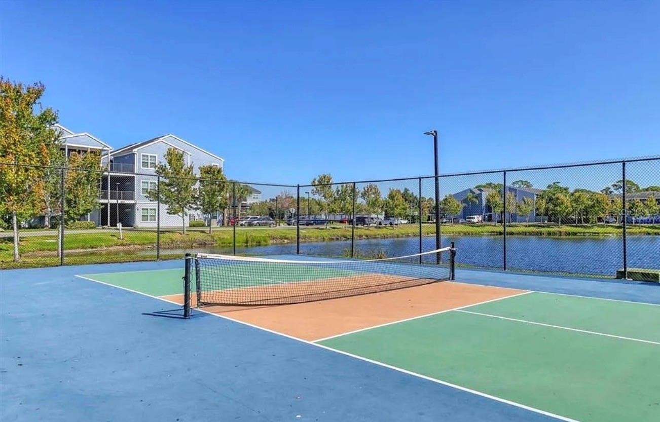 5509 FOUNTAIN LAKE CIR #C102