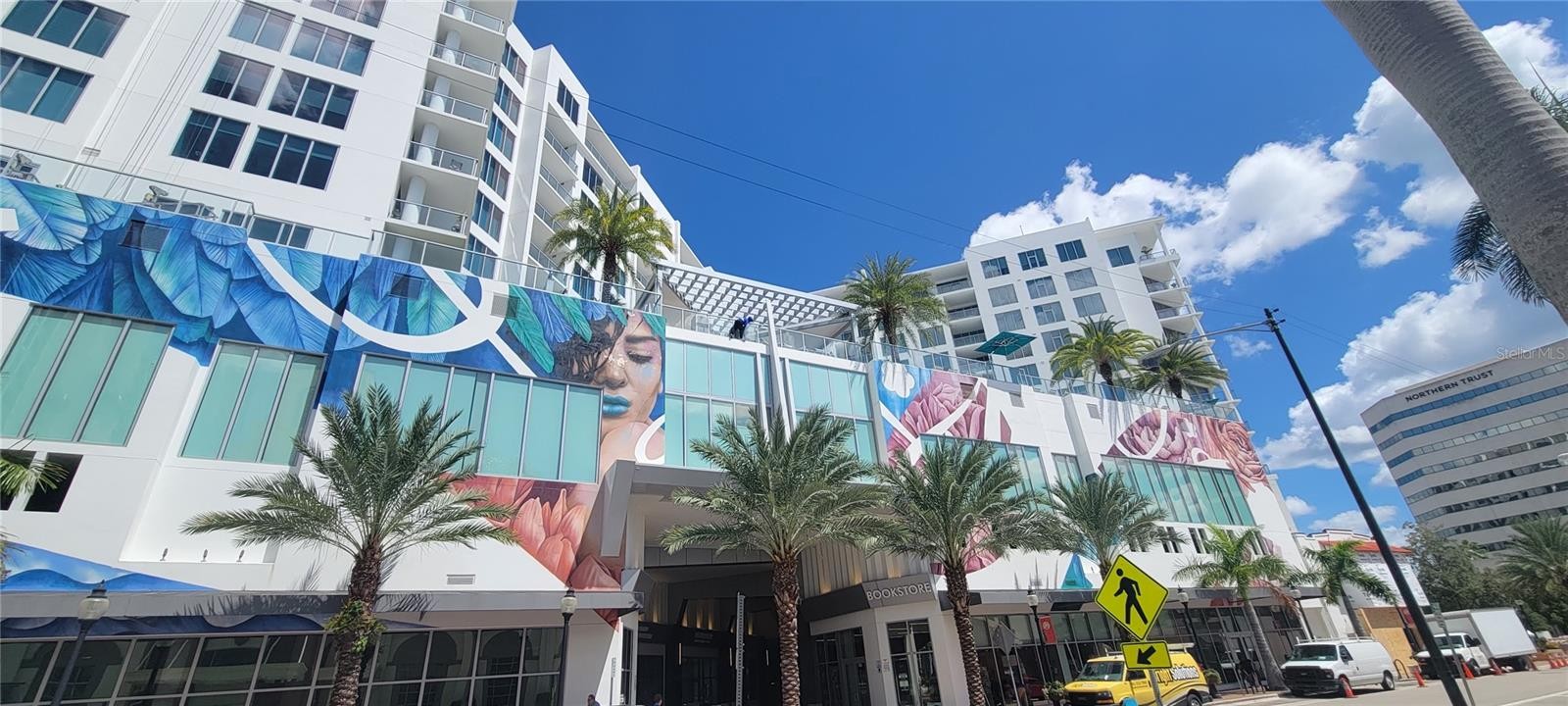 111 PINEAPPLE AVE S #1002