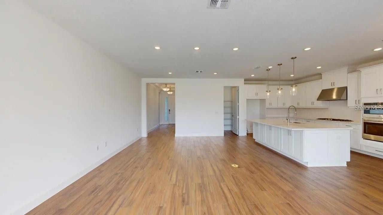 4911 CASERTA CT