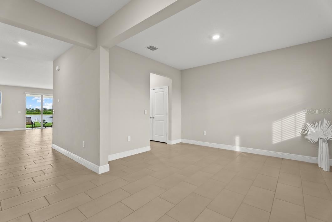 5728 WOODLAND SAGE DR