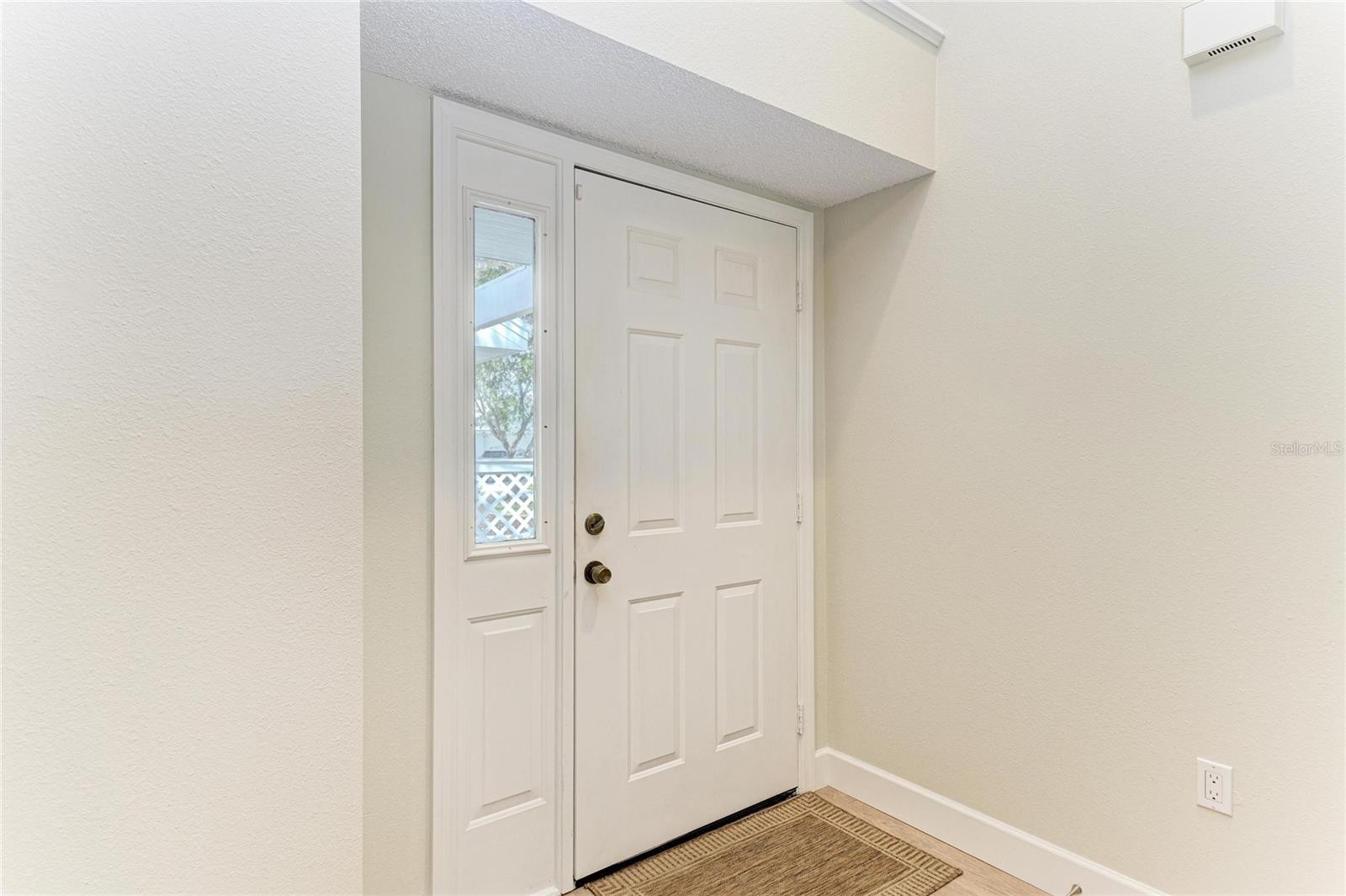 729 BRIGHTSIDE CRESCENT DR #33