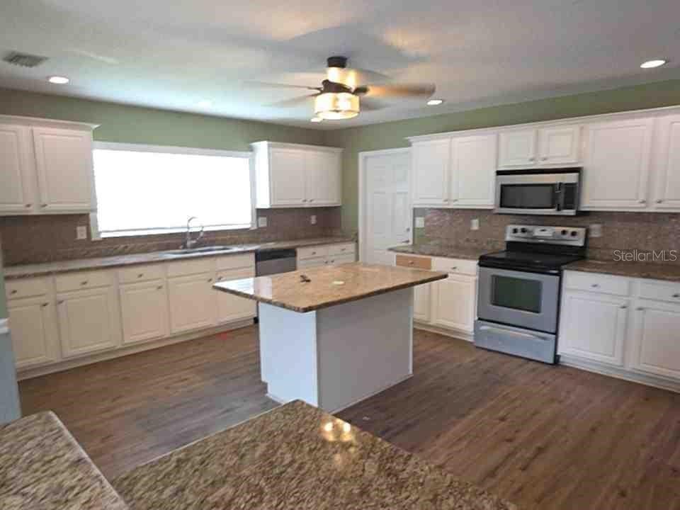 2289 HATTIE CT