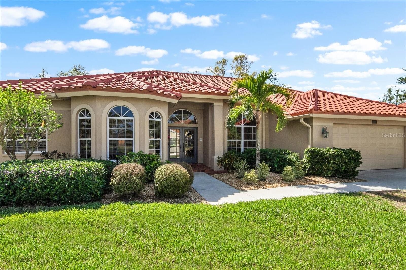 1994 WHITE FEATHER LN