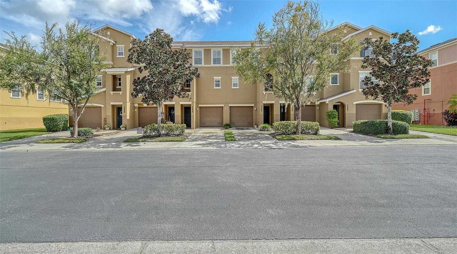 7339 BLACK WALNUT WAY