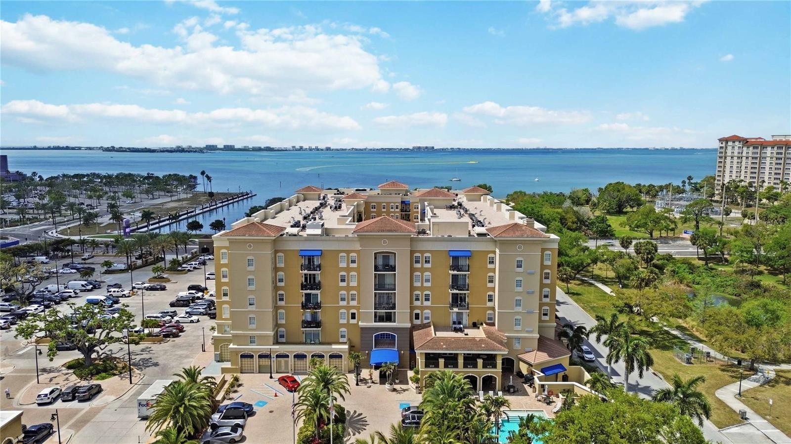 1064 N TAMIAMI TRL #1406