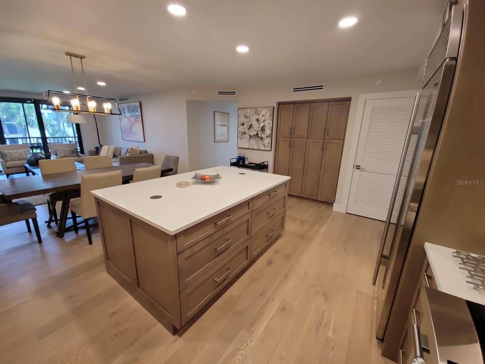 1925 GULF OF MEXICO DR #G8-201