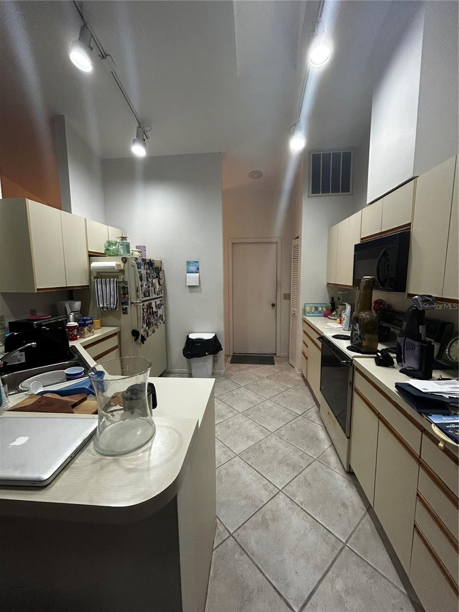 4816 79TH AVENUE PLZ E