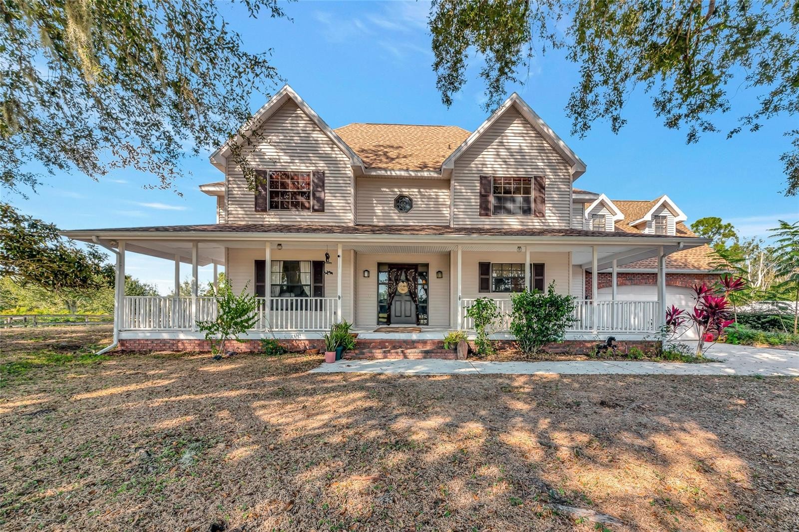 2500 BERN CREEK LOOP