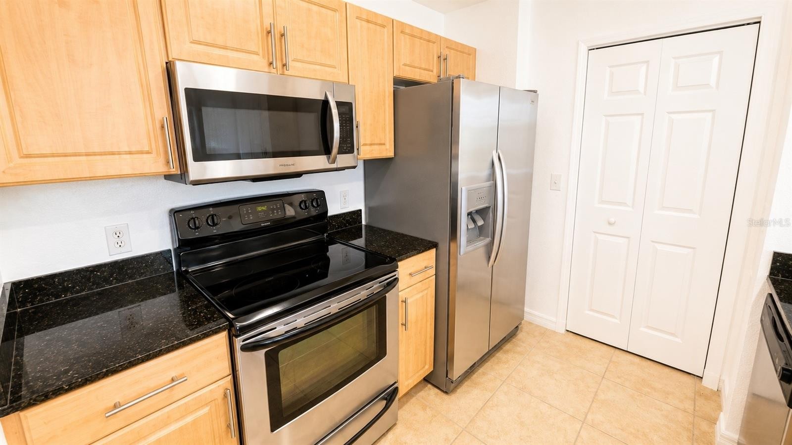 1064 N TAMIAMI TRL #1325