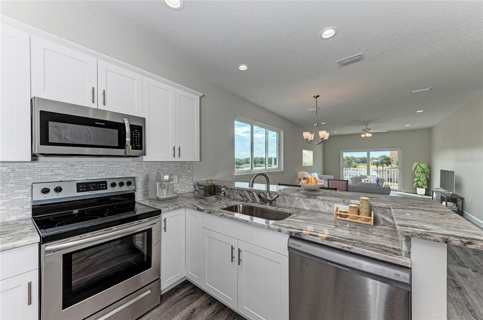 2225 14TH AVE W #201