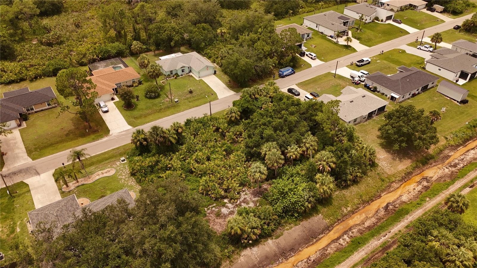 Lot 17 & 18 TUPELO AVE