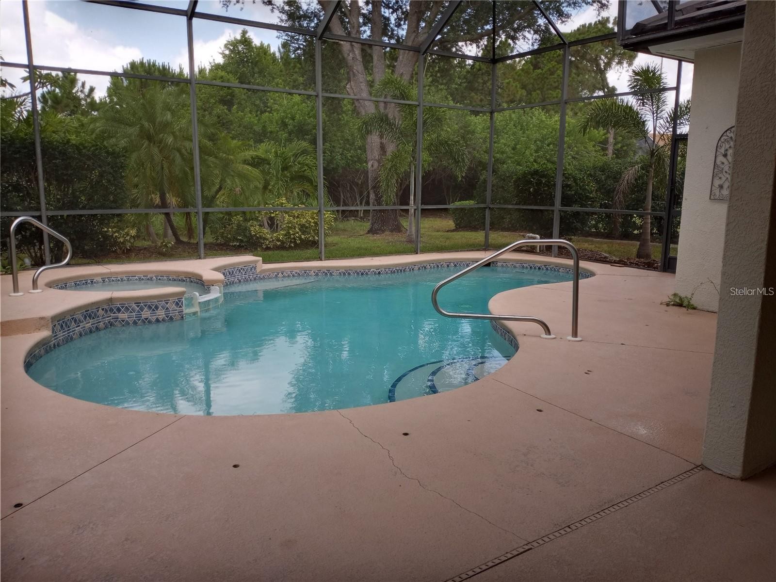 6506 WATERS EDGE WAY