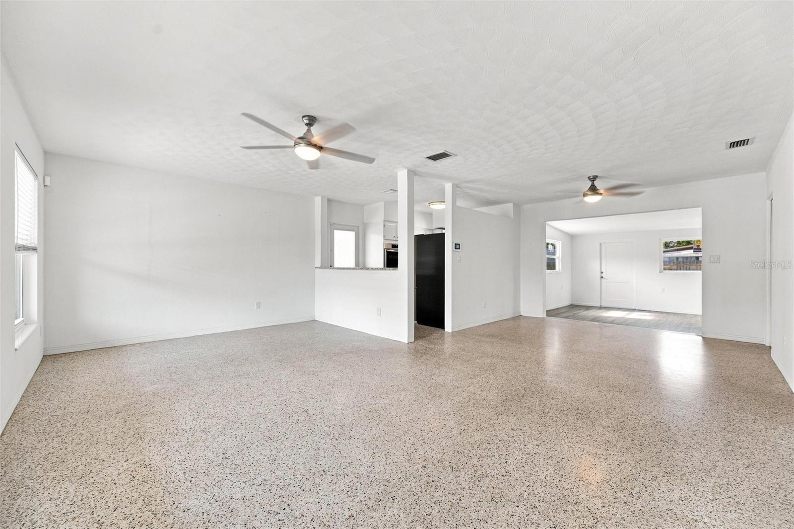 1906 15TH AVENUE DR W