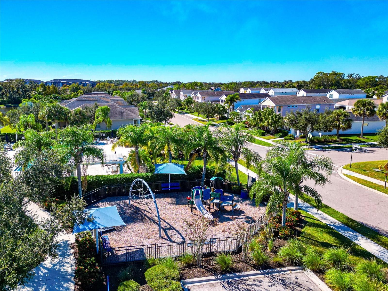 4739 LAKE BREEZE TER