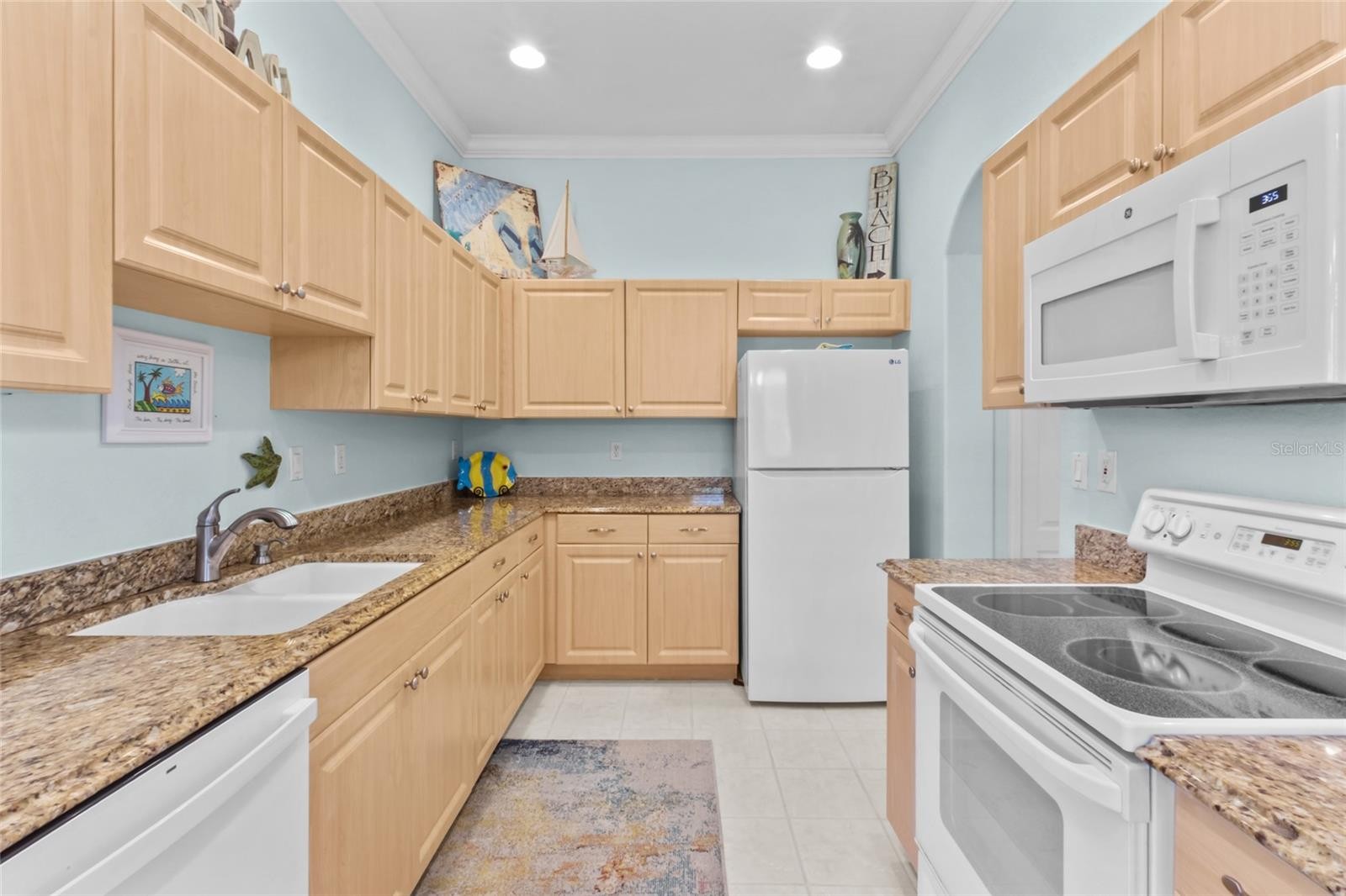 1202 AUBURN COVE CIR