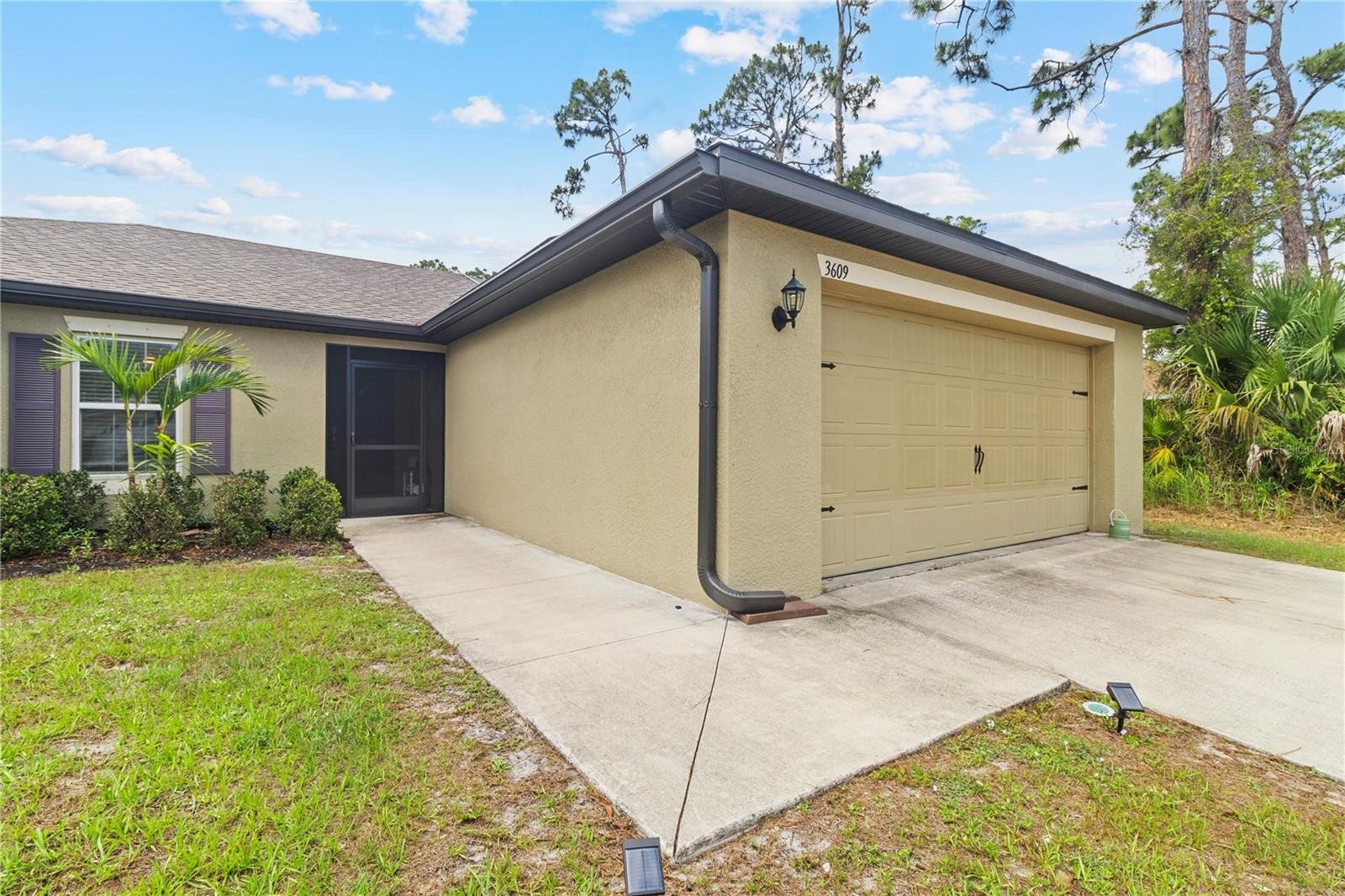 3609 MARKLE AVE