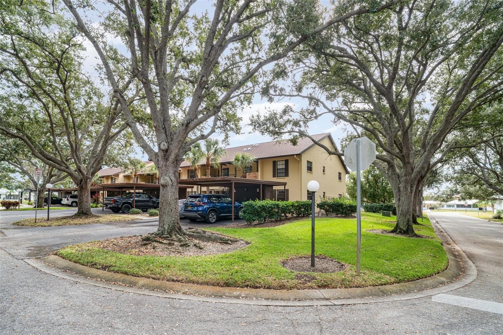 4416 SPICEWOOD DR #K