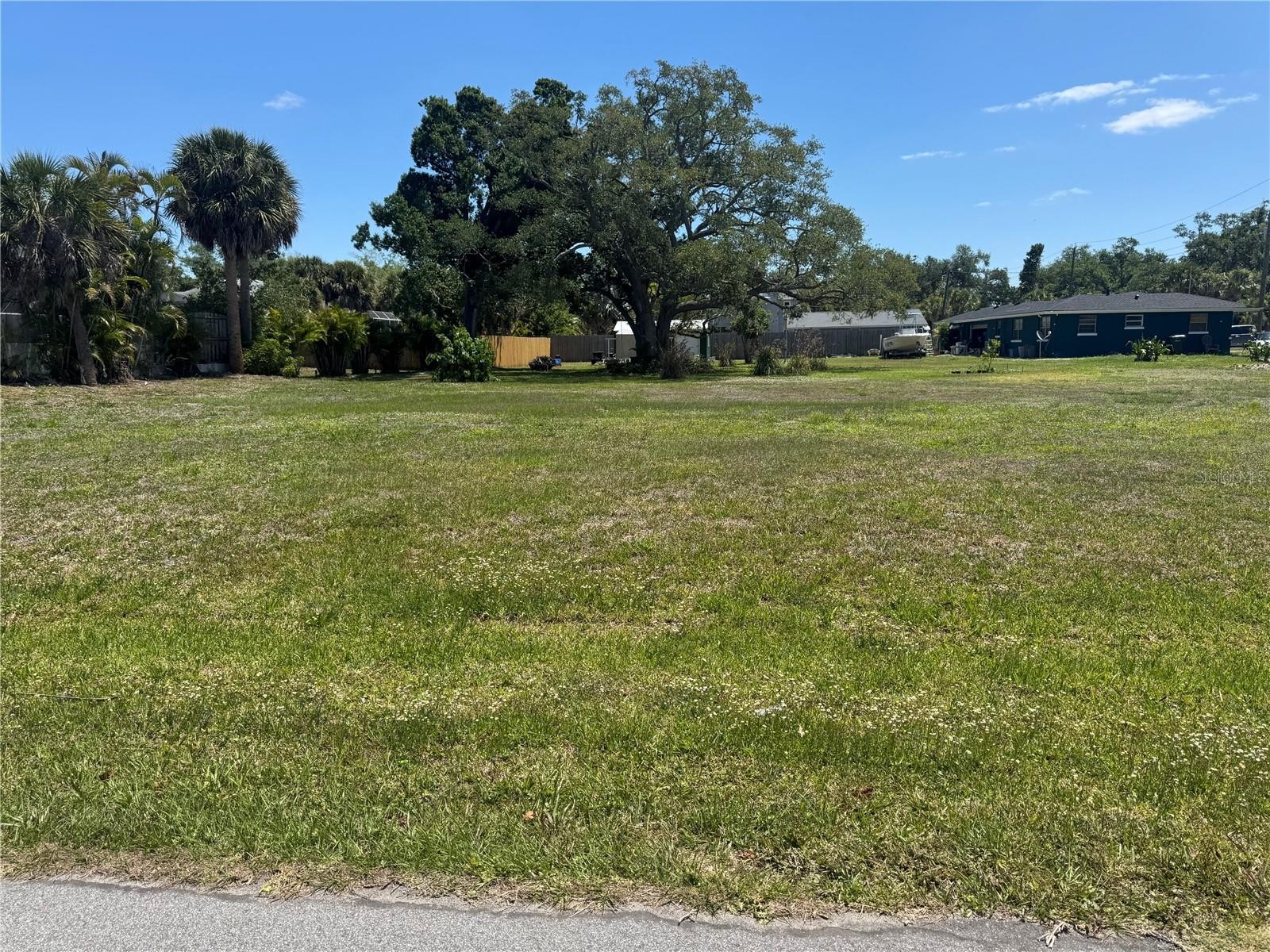 BONITA AVE