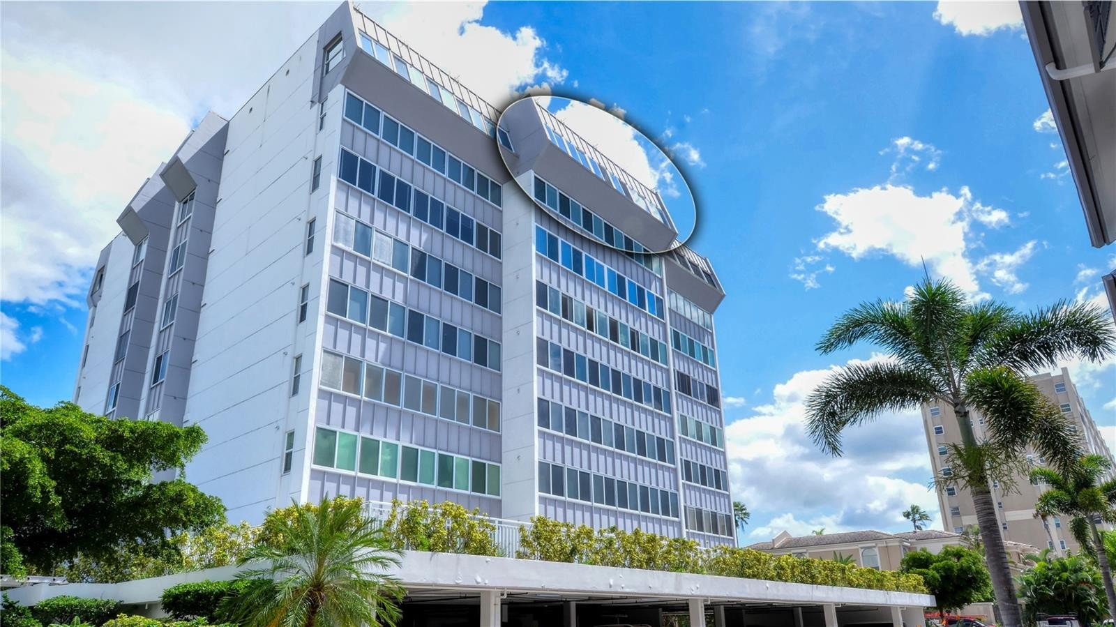 1055 W PEPPERTREE DR #802AA