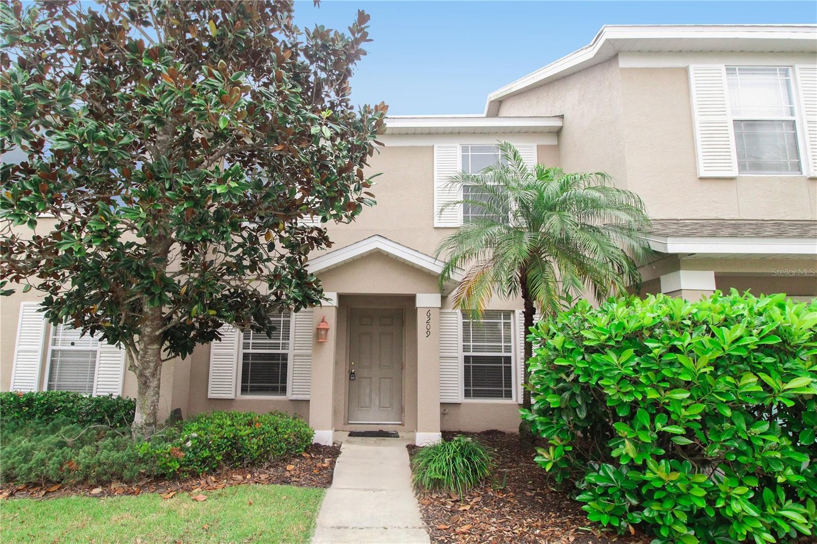 6209 FLAGFISH CT #102