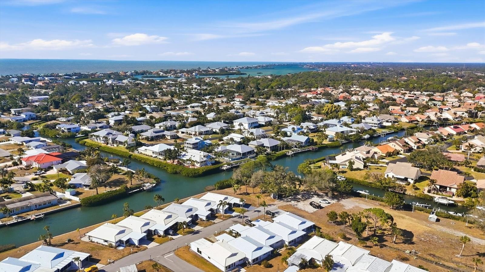 621 FAIR WINDS DR #621