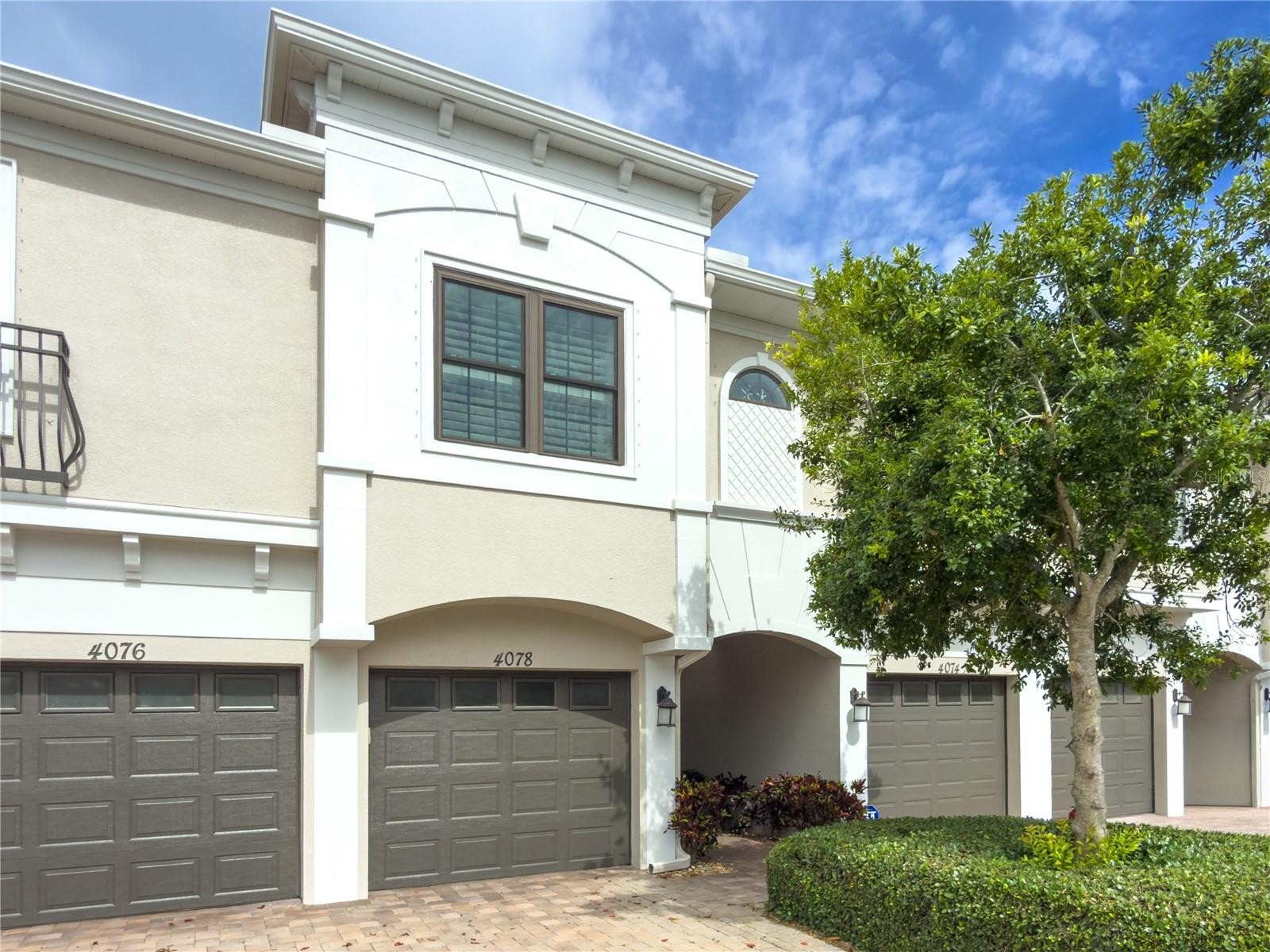 4078 OVERTURE CIR