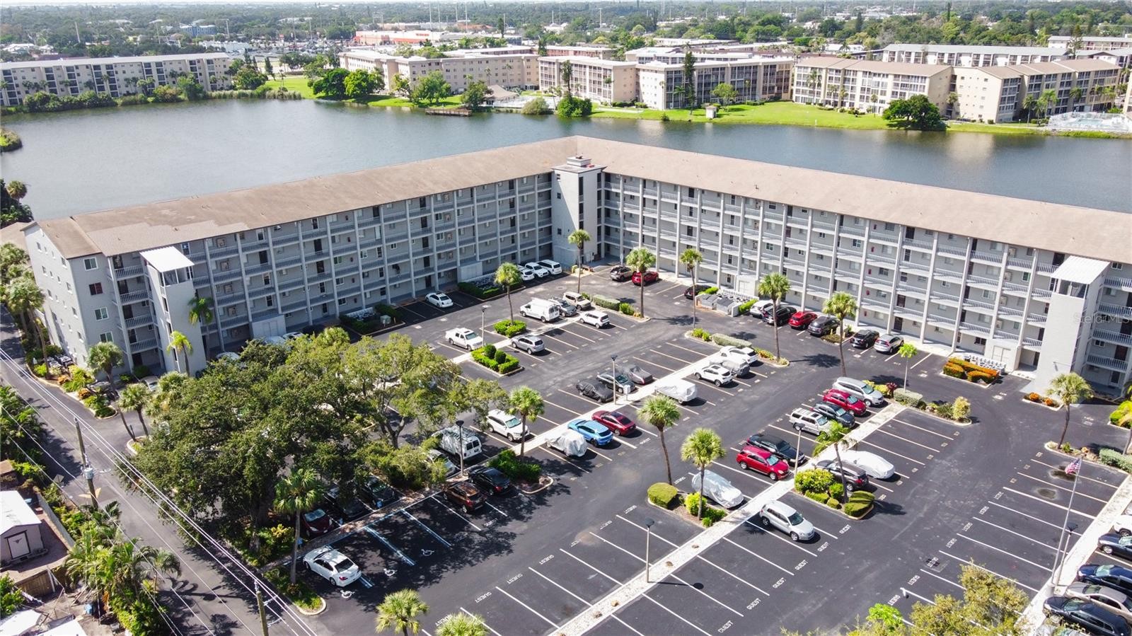 3362 LAKE BAYSHORE DR #P214