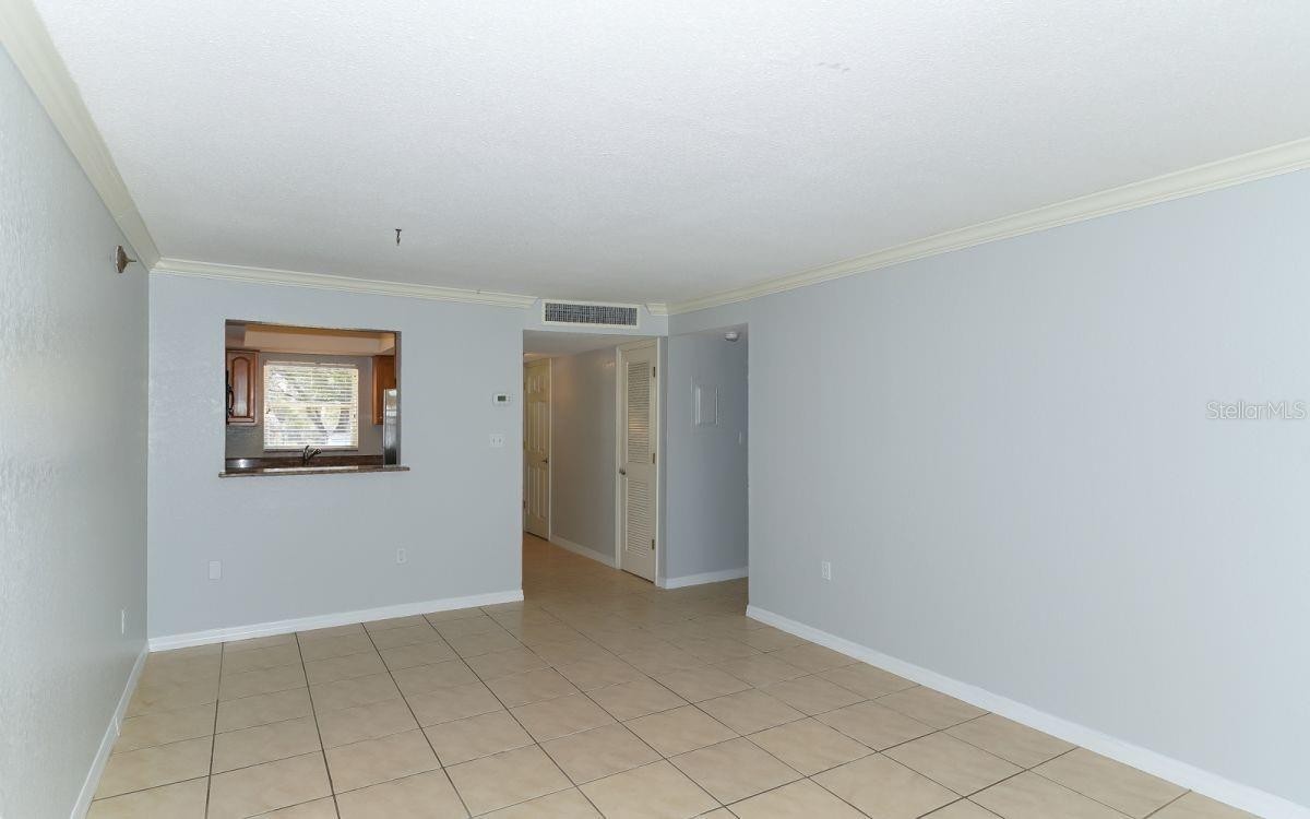 942 LA COSTA CIR #9