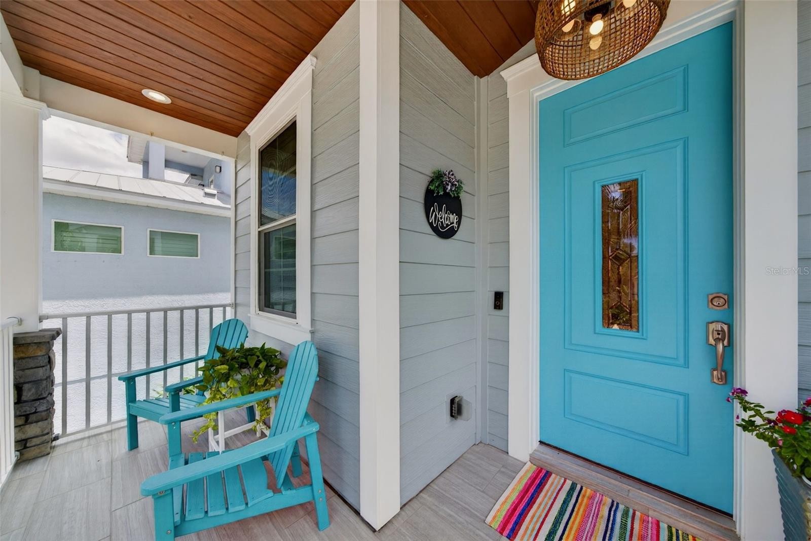 70 ISLAND CIR