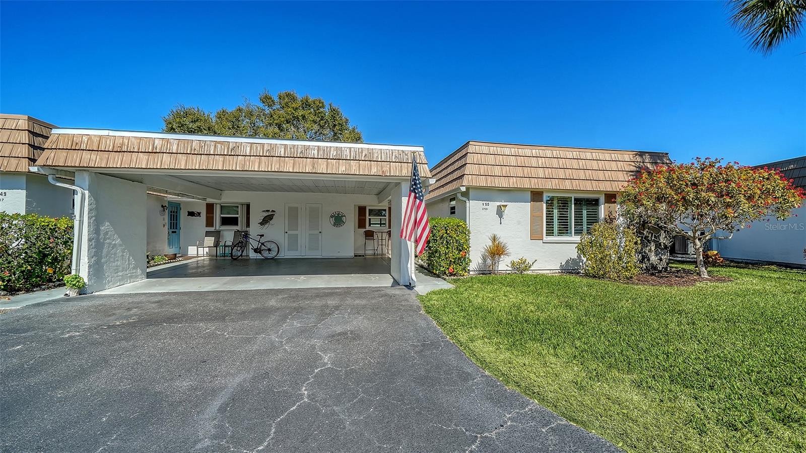 2721 RIVERBLUFF PL #V-50