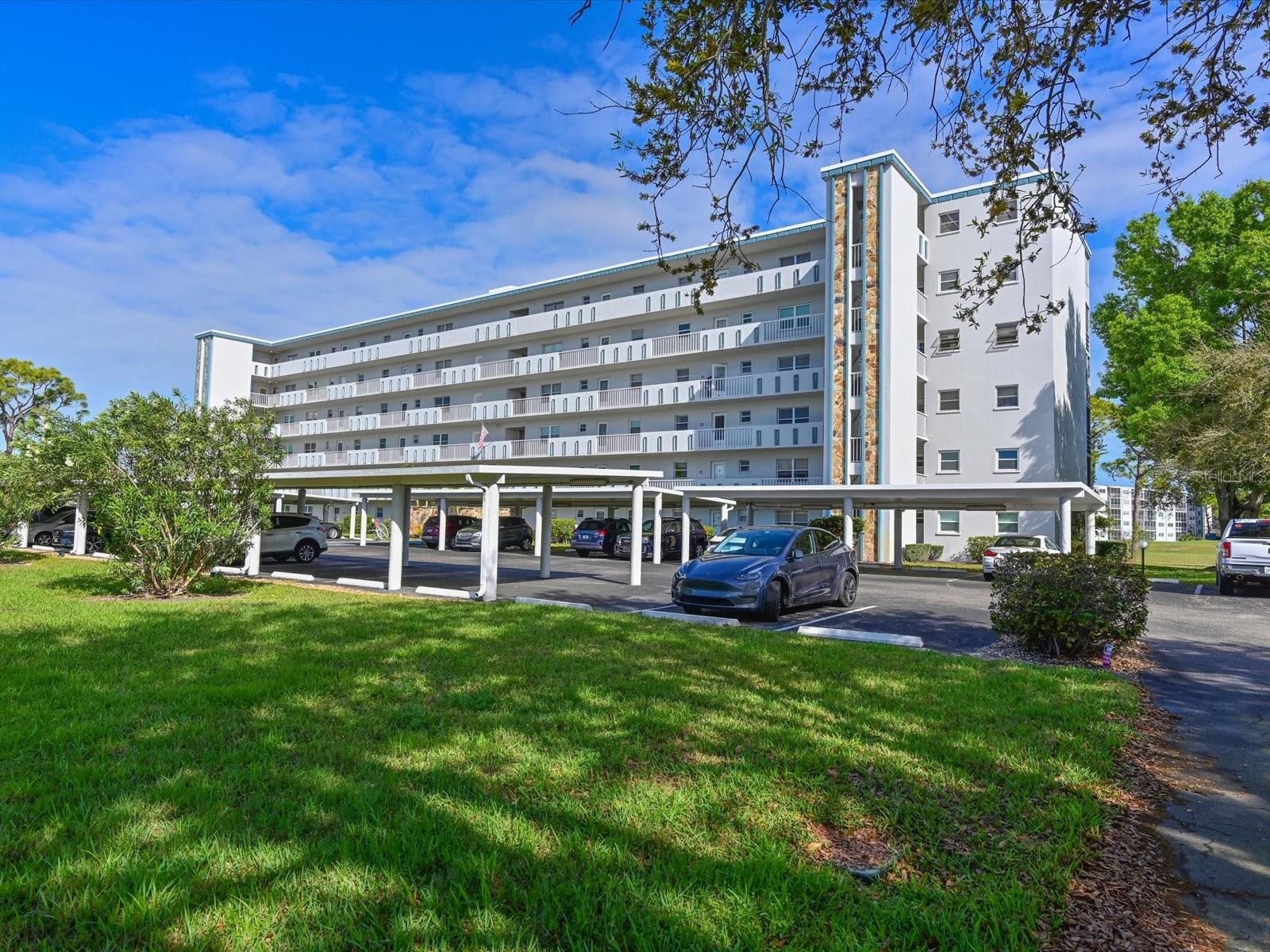 4240 IRONWOOD CIR #206A